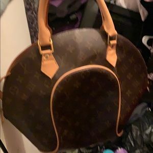 LV purse